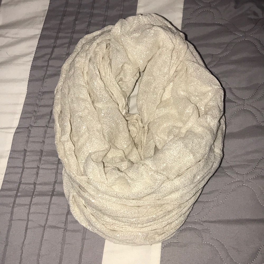 Express Infiniti Scarf